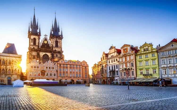 <p>PRAG</p>
