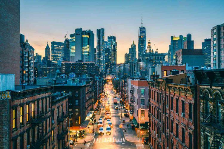 <p>NEW YORK</p>
