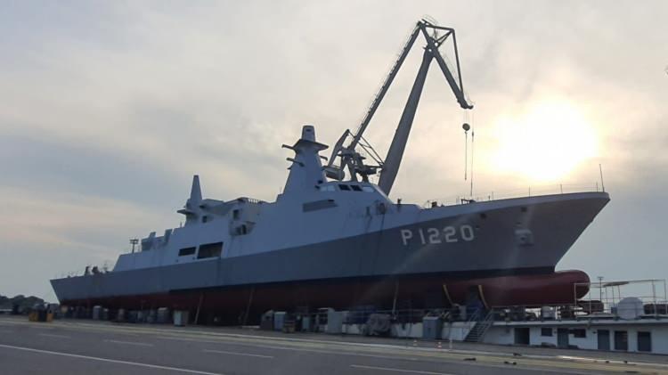 <p>Plana göre Ağustos 2021’de (P-1220) TCG AKHİSAR’ın, Aralık 2022’de de (P-1221) TCG KOÇHİSAR’ın yapımı başlatıldı. İlk iki geminin ardından projenin toplam 8 gemiye kadar çıkması hedefleniyor.</p>
