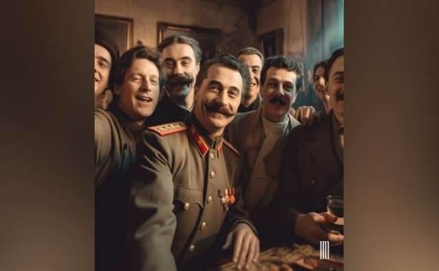 <p><strong>Joseph Stalin ve arkadaşları kameraya poz verirken</strong></p>
