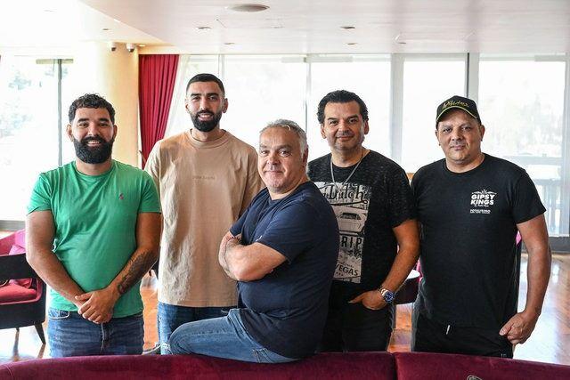 <p><span style="color:#000000"><strong>Dünyaca ünlü Katalan rumba, flamenko ve salsa grubu Gipsy Kings, geçtiğimiz günlerde İstanbul'da hayranlarına unutulmaz bir konser şöleni yaşattı. Zorlu PSM'de Gipsy Kings by Andre Reyes adıyla sahne alan grup, konser öncesi AA muhabirine çok özel açıklamalarda bulundu.</strong></span></p>