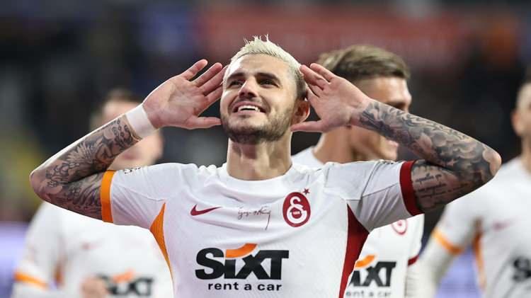 <p><span style="color:#000000"><strong>Fransa g&uuml;nlerinden sonra k&uuml;llerinden doğan Icardi, hem başarılı performansı hem de &ouml;zel yaşantısıyla sık sık g&uuml;ndeme geliyor.&nbsp;</strong></span></p>
