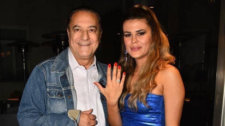 <p><strong>Kendisinden 40 yaş küçük olan Gülseren Ceylan'la evlilik yoluna adım atan Mehmet Ali Erbil sosyal medyada gündem oldu.</strong></p>

<p> </p>
