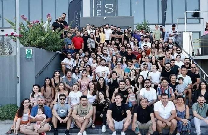 <p><strong>Alaçatı'ya tatil götüren Acun Ilıcalı, etkinliklere de katıldı.</strong></p>
<p> </p>