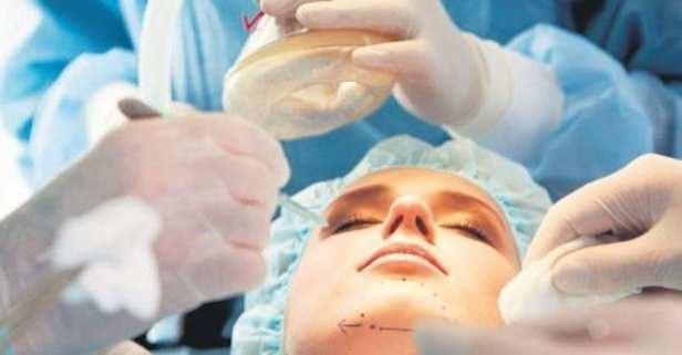 <p><span style="color:#000000"><strong>Türkiye'deki üç estetik kliniğinin Facebook'a verdiği reklamlar, Birleşik Krallık Reklam Standartları Kurumu'nun filtresinden geçemedi. </strong></span></p>