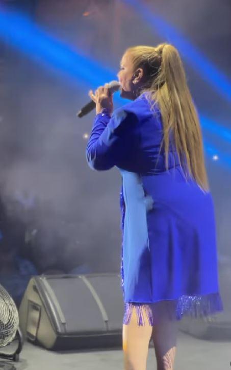 <p><span style="color:#800000"><strong>SOSYAL MEDYA İKİYE BÖLÜNDÜ</strong></span></p>

<p>Kibariye'nin paylaşımı yapmasının ardından sosyal medya kullanıcıları ikiye bölündü. Bazı sosyal medya kullanıcıları fotoğrafta photoshop uygulandığına dair yorum yaparken bazı kullanıcılar açı ve poz verme şeklinin etkili olduğunu dile getirdi.</p>
