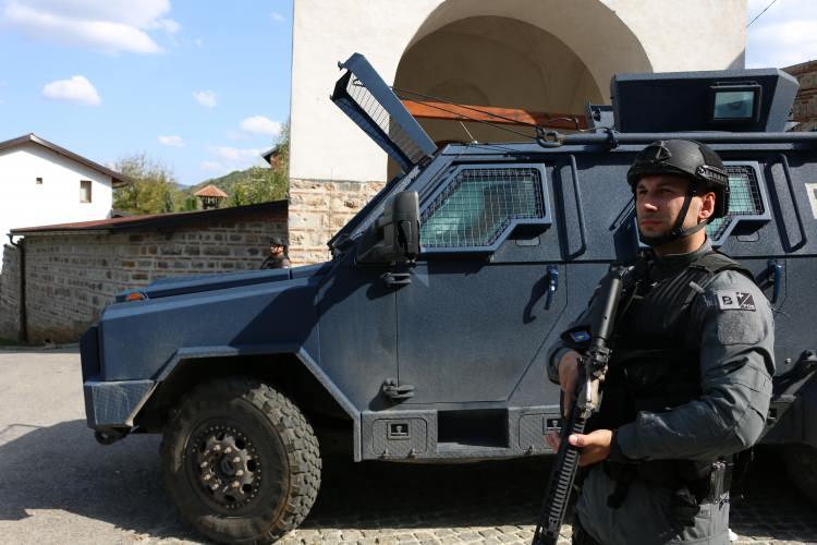 <p>Yerel halkın normal yaşamını sürdürdüğü görüldü.</p>