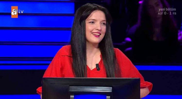 <p><strong>Her hafta olduğu gibi bu hafta da izleyicileri ekranları başına kilitleyen yarışmada, yarışmaya katılan Arzu Demir isimli yarışmacı, yarışmada olduk&ccedil;a başarılı bir performans sergiledi.</strong></p>
