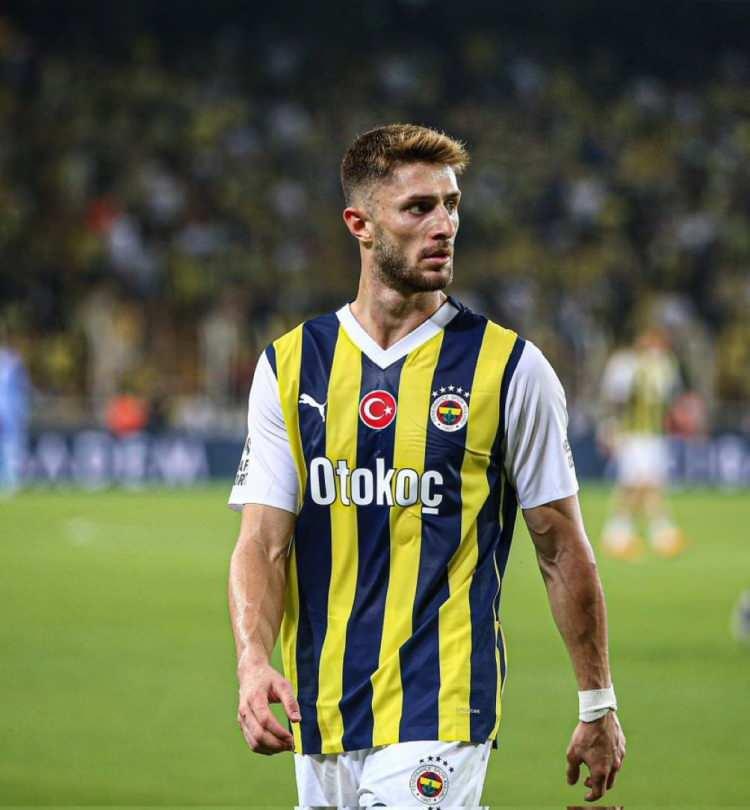 <p>5- İsmail Yüksek / Fenerbahçe<br />
<br />
* Önceki piyasa değeri: 4 Milyon euro<br />
<br />
* Yeni piyasa değeri: 5.5 Milyon euro<br />
<br />
* Artış: +1.5</p>
