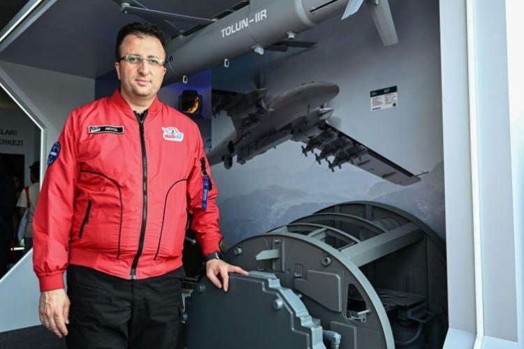 <p>ASELSAN Genel Müdürü Ahmet Akyol, yaptığı açıklamada, Türkiye'nin insansız hava araçlarında dünyanın önde gelen ülkeleri arasında yer aldığını söyledi.</p>
