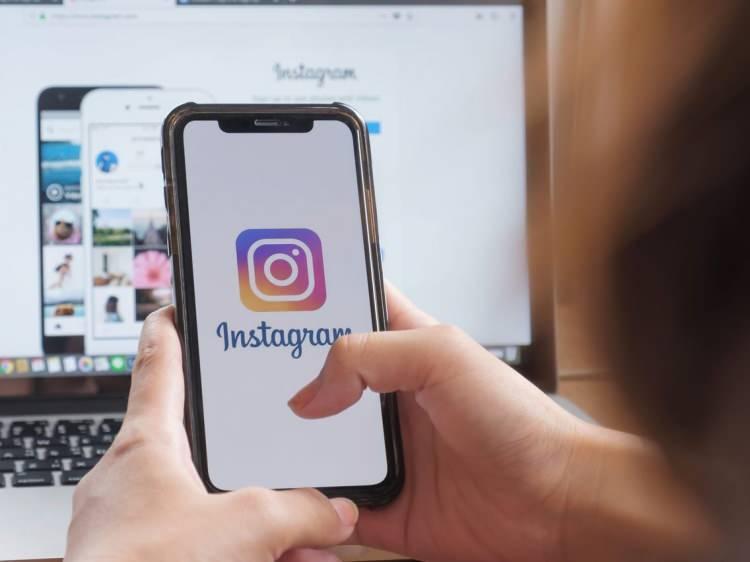 <p> Instagram 6 Ekim 2010'da kuruldu. Şirket aradan geçen 13 yılda üye sayısını hızla artırırken sosyal medya platformları arasında en çok kullanıcısı olan hesaplar arasına girdi.</p>
