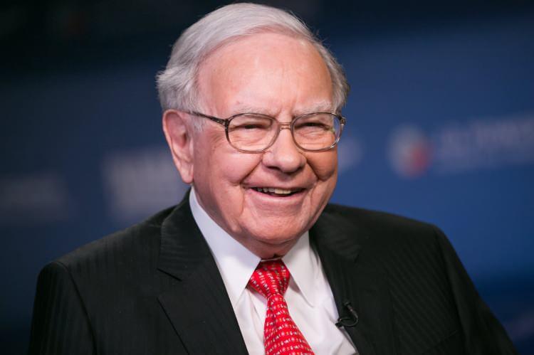 <p><strong>4) WARREN BUFFET </strong></p>

<p><strong>121 MİLYAR DOLAR|  BERKSHIRE HATAWAY</strong></p>
