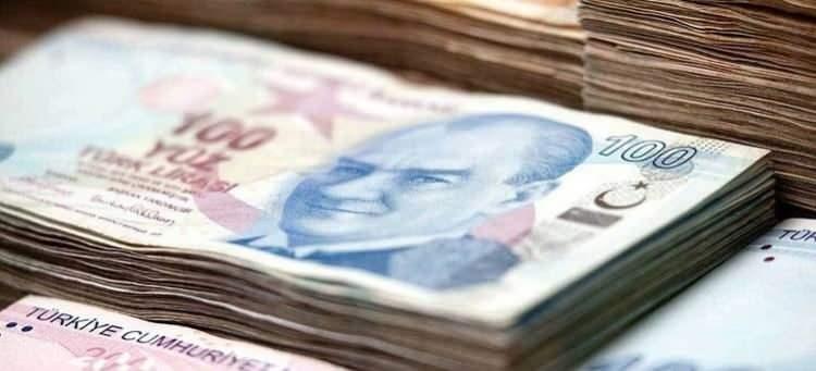 <div>Özellikle 7.500 TL taban maaşın altında kök maaşı olan SSK ve Bağ-Kur emeklileri başta olmak üzere tüm emekliler için bir iyileştirme bekleniyor.</div>
<div> </div>