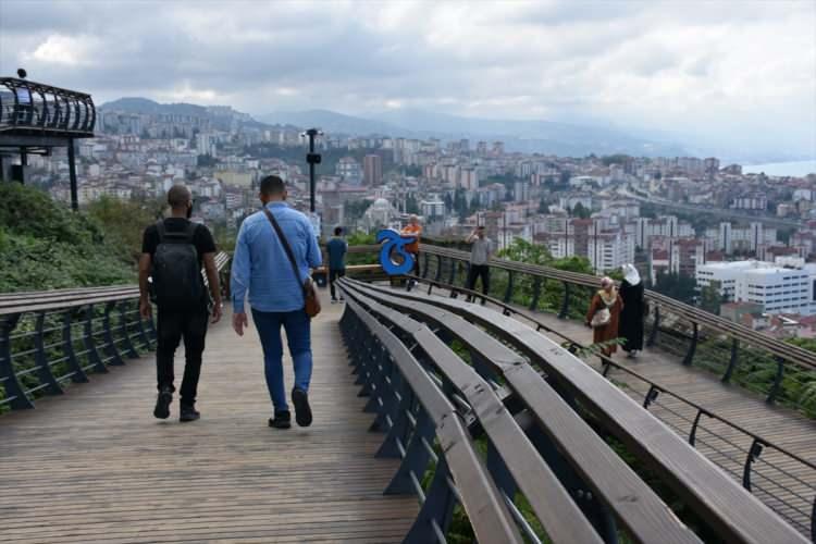 <p>Trabzon’un konaklama tesisi sayısı ise 9 aylık verilerde yüzde 7 artarak 245’e ulaştı. Yatak kapasitesi ise yüzde 3 artışla 17 bin 588 oldu. </p>