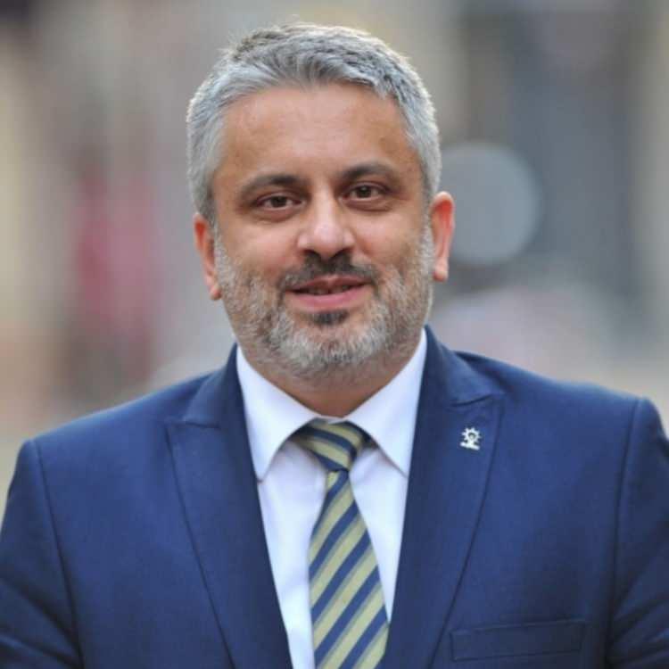 <p>Ayhan Salman</p>
