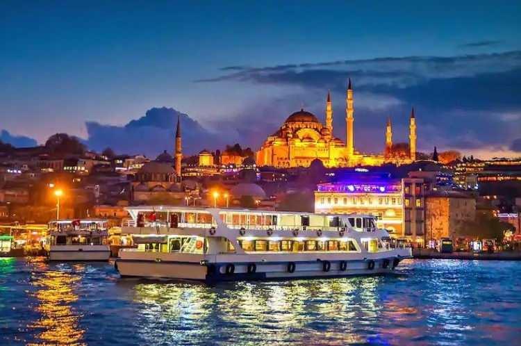 <p><strong>SİLİVRİ</strong></p>
<p>NO: 35084921</p>
<p>İSTANBUL SİLİVRİ ilce MERKEZ-MİMAR SİNAN mah BUCAK, EYLEM, HİRA, KADER, KAYA, KERVAN, KORKUT, OZAN, REŞİTPAŞA, ÇAĞLAYAN, ÖRNEK, ÖZDİL, ÖZGE, ÖZGÜL, ÖZLEM, ÖZNUR, İNÖNÜ, ŞADIRVAN sk bölgelerinde 03/10/2023 09:00:00 - 03/10/2023 17:00:00 saatleri arasında Yatırım / Dönüşüm Çalışması Sebebi ile İş Sağlığı ve Güvenliği’ni de gözeterek elektrik kesintisi yapılacaktır.</p>
<p>NO: 35082098</p>
<p>İSTANBUL SİLİVRİ ilce -YENİ mah ERKİN BALABAN CADDESİ bölgelerinde 03/10/2023 09:00:00 - 03/10/2023 17:00:00 saatleri arasında Yatırım / Yeni Kablo Bağlantısı Sebebi ile İş Sağlığı ve Güvenliği’ni de gözeterek elektrik kesintisi yapılacaktır.</p>
<p>NO: 35084845</p>
<p>İSTANBUL SİLİVRİ ilce MERKEZ-GAZİTEPE mah ANI, ARNAVUTLAR, AYDINLIKYOLU ÇIKMAZI, BAHÇELER, BALCIOĞLU, BATAN, FABRİKALAR, GÜMÜŞLER, GÜNGÖR ÇIKMAZI, HAVUZ, KANTAR YOLU, KAVAKLIK, MEHTERAN, NURLU, PAŞABAHÇE, TÜTER, URARTU, VELİBEY, İKLİM ÇIKMAZI, ŞAHİN ÖZER sk bölgelerinde 03/10/2023 09:00:00 - 03/10/2023 16:00:00 saatleri arasında Bakım Çalışması-Kapsamlı Havai Hat Bakımı Sebebi ile İş Sağlığı ve Güvenliği’ni de gözeterek elektrik kesintisi yapılacaktır.</p>
<p>NO: 35084720</p>
<p>İSTANBUL SİLİVRİ ilce MERKEZ-SANCAKTEPE mah OVA sk bölgelerinde 03/10/2023 09:00:00 - 03/10/2023 12:00:00 saatleri arasında Bakım Çalışması-Kapsamlı TM Bakımı Sebebi ile İş Sağlığı ve Güvenliği’ni de gözeterek elektrik kesintisi yapılacaktır.</p>
<p>NO: 35082109</p>
<p>İSTANBUL SİLİVRİ ilce -YENİ mah MEHMET SİLİVRİ CADDESİ bölgelerinde 03/10/2023 09:00:00 - 03/10/2023 17:00:00 saatleri arasında Yatırım / Yeni Kablo Bağlantısı Sebebi ile İş Sağlığı ve Güvenliği’ni de gözeterek elektrik kesintisi yapılacaktır.</p>
<p>NO: 35084722</p>
<p>İSTANBUL SİLİVRİ ilce -BALABAN mah MİLLET CADDESİ bölgelerinde 03/10/2023 13:00:00 - 03/10/2023 16:00:00 saatleri arasında Bakım Çalışması-Kapsamlı TM Bakımı Sebebi ile İş Sağlığı ve Güvenliği’ni de gözeterek elektrik kesintisi yapılacaktır.</p>