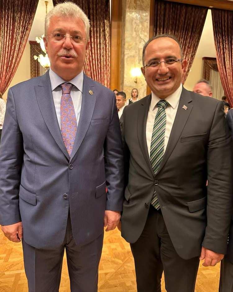 <p>AK Parti Grup Başkanvekili Muhammet Emin Akbaşoğlu ve Haber7 Genel Yayın Yönetmeni Osman Ateşli</p>