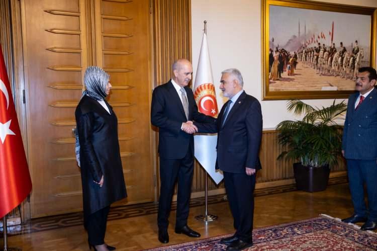 <p>HÜDA PAR Genel Başkanı ve İstanbul Milletvekili Zekeriya Yapıcıoğlu</p>
