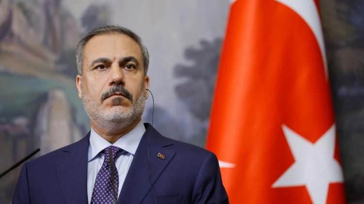 <p>Yunan haber sitesi Capital da, Fidan'ın "<strong>Ankara saldırganlarının Suriye üzerinden geldiği</strong>" sözlerine yer verdi.</p>

<p> </p>
