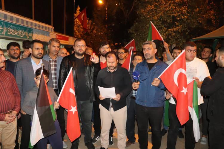 <p><strong>SİİRT</strong></p>

<p>Siirt’te Anadolu Gençlik Derneği (AGD) öncülüğünde Filistin'e destek yürüyüşü yapıldı.</p>
