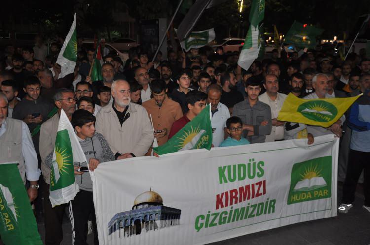 <p>İsrail'in topyekun bir soykırım hedefiyle hareket ettiğini belirten Durmaz, &uuml;lkenin, Mescid-i Aksa'nın kutsiyetini de hi&ccedil;e saydığını ifade etti.</p>

<p>&nbsp;</p>
