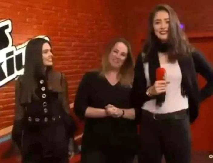 <p>Hadise, Güneş'i görünce "Saadet'i göremiyoruz" demişti. O yıllarda tanınmayan bir voleybolcu olan Zehra Güneş'e, Acun Ilıcalı ise ''İnşallah ülkemizi güzel yerlerde temsil edersin'' yorumunu yapmıştı</p>
<p> </p>