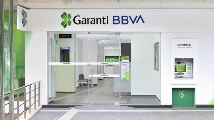 <p>GARANTİ BBVA-</p>

<p> </p>

<p>Banka, aylığı 3.500 liraya kadar olanlara 4.500, 3.500-7.500 lira arası olanlara 5.250, 7.500-10.000 lira arası olanlara 6.750, 10.000 liradan fazla olanlara 7.500 lira veriyor. Ayrıca kredi kartı alıp 500 lira harcama yapanlar 1.000 lira bonus kazanabiliyor.</p>
