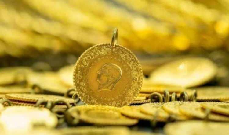 <p> Merkez Bankalarının ezberlerinin bozulduğu, açıklamalarında jeopolitik risklere mutlaka atıfta bulunacak. Bundan sonraki süreçlerde özellikle aralık ayına kadar jeopolitik risk fiyatlaması içine girdiğimizi de söyleyebilirim.”</p>