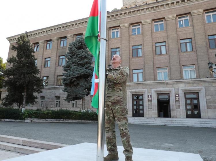 <p>Azerbaycan'ın Karabağ bölgesinde işgal rejimi kuran sözde Ermeni yönetimi ise 28 Eylül'de kendini feshettiğini duyurmuştu.</p>
