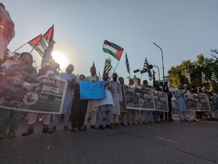<p>Pakistan'da Filistin'e destek yürüyüşü</p>