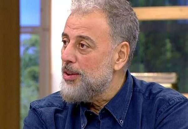 <p><strong>Kanal D ekranlarında yayınlanan Evrim Akın ile Ev gezmesi programının son konuğu ünlü oyuncu Hamdi Alkan oldu. </strong></p>
