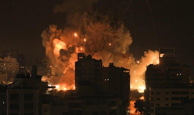 <p>SOSYAL MEDYADA YANKI UYANDIRAN İDDİA<br />
<br />
"MOSSAD-CIA'in operasyondan haberi yok muydu?" sorusu özellikle sosyal medyada çokça tartışılırken, Hamas'ın operasyon öncesi iletişim irtibatını Huawei telefon/sistemleriyle sağladığı ve bu sayede istihbarat engelini aştığı iddiası büyük yankı uyandırdı.</p>
