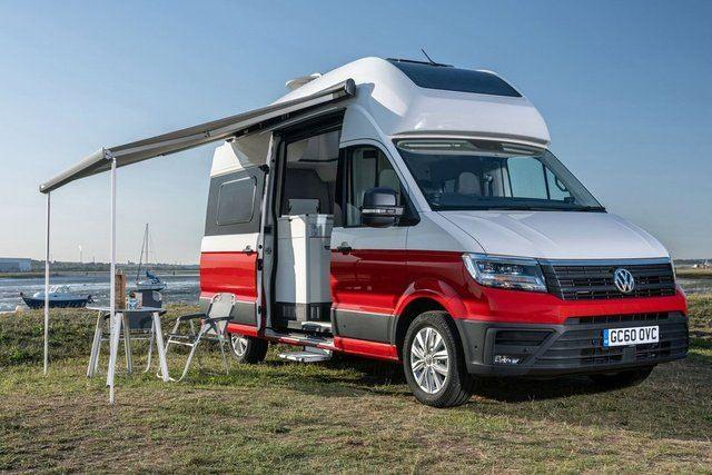 <p><strong>VOLKSWAGEN</strong></p>
<p> </p>
<p>Ekim ayı süresince geçerli olan kampanyada, 2.0 TDI 204 PS DSG California Ocean'ın fiyatı 3 milyon 150 bin liradan başlıyor, aynı modelin 4Motion seçeneği ise 3 milyon 250 bin liradan başlayan fiyatla satışa sunuluyor.</p>