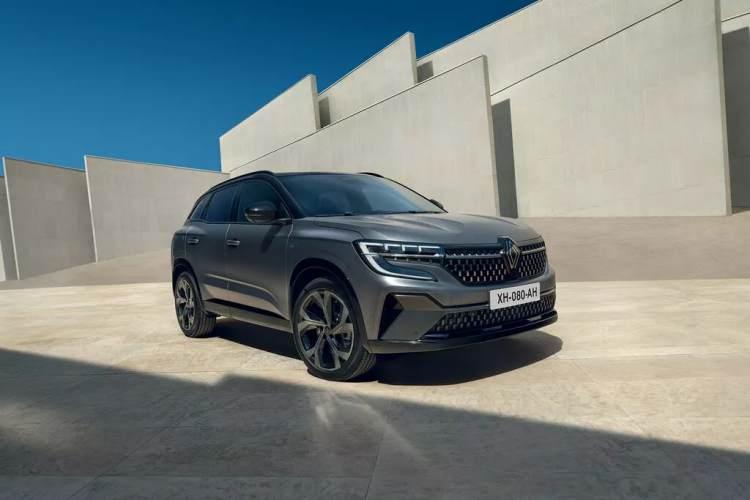 <p>Renault Austral için <strong>100.000 TL takas desteği ya da 300.000 TL kredi için yüzde 1,69 faiz oranıyla</strong> beraber 12 ay vade.</p>
