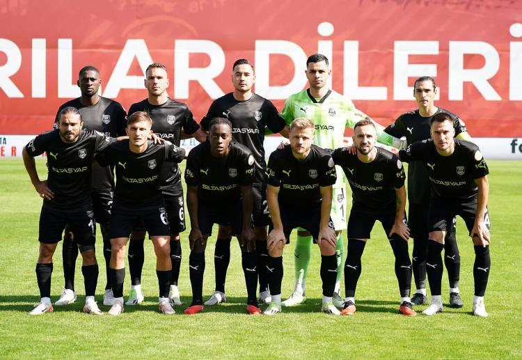 <p>Süper Lig kulüpleri içinde milli takımlara güncel olarak oyuncu göndermeyen tek takım Pendikspor oldu. Sezon başında iddialı isimler transfer eden İstanbul ekibi, bu anlamda dikkat çekti.</p>