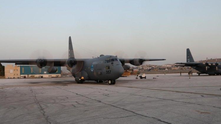 <p><strong>&Uuml;RD&Uuml;N'DEN İNSANİ YARDIM DESTEĞİ</strong></p>

<p>&nbsp;</p>

<p>&Uuml;rd&uuml;n, İsrail'in tam abluka ve yoğun saldırı altında tuttuğu Gazze Şeridi i&ccedil;in Mısır'a bir insani yardım u&ccedil;ağı yolladığını a&ccedil;ıkladı.</p>
