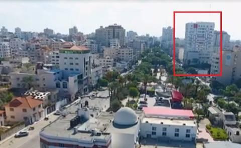 <p>Gazze Limanı ve yakınlarındaki otellere yapılan bu saldırıların farklı açılardan çekilmiş görüntülerini doğrulayan Kriz Kanıt Laboratuvarı, ayrıca saldırı noktasının uydu görüntülerini de paylaştı.</p>