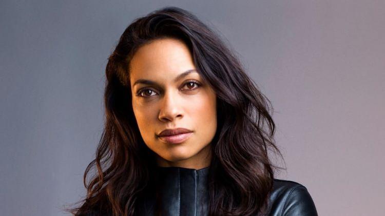<p>Rosario Dawson</p>
