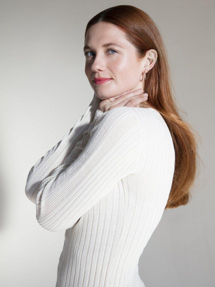 <p>Bonnie Wright</p>
