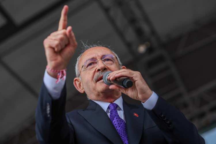 <p><em>Bekir Başevirgen<br />
Ali Mahir Başarır<br />
Seyit Torun<br />
Asu Kaya<br />
Tahsin Ocaklı<br />
Ulaş Karasu<br />
Eylem Ertuğ Ertuğrul</em></p>