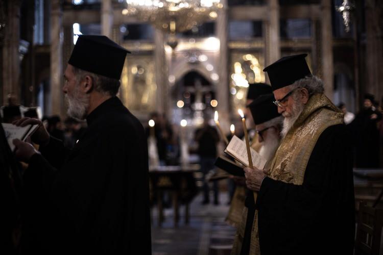 <p>Kudüs Rum Patriği, ayinde düşmanlığın sona ermesi ve barış için dua etti.</p>

<p> </p>
