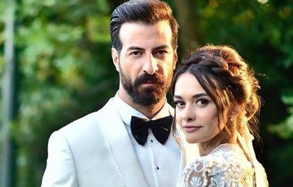 <p><strong>2017 </strong>yılında meslektaşı Hande Soral ile nikah masasına oturan ünlü oyuncu İsmail Demirci, geçtiğimiz yıl oğulları Ali'yi kucağına alarak ilk kez baba olmanın heyecanını yaşadı. </p>
