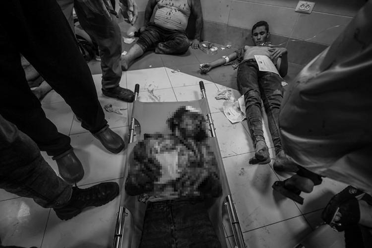 <p>Filistin hükümetinin Gazze'deki Medya Ofisi Başkanı Salam Marouf da yaptığı açıklamada, saldırılarda evleri yıkılan Filistinlilerin hastaneye sığındıklarını bildirdi.</p>
<p> </p>
