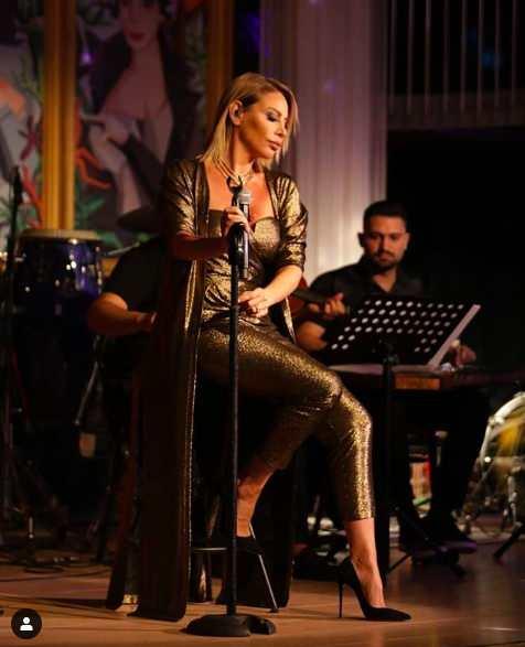 <p><span style="color:#000000"><strong>İslam'ın paylaşımı kısa sürede gündem olurken birçok kişiden destek yağdı. </strong></span></p>