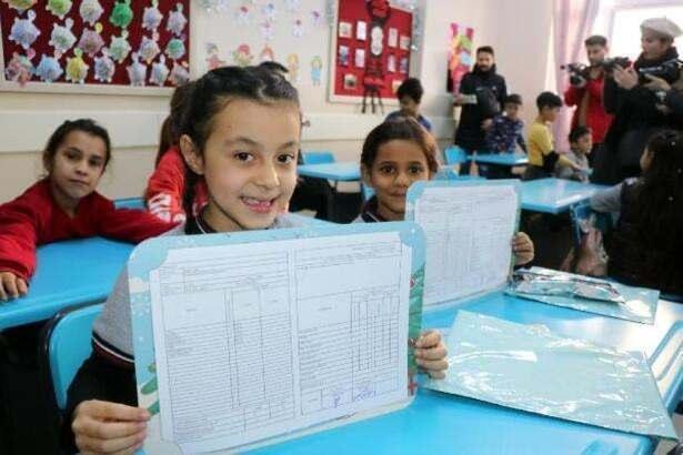 <p>Ara tatil uygulaması 2019 yılında eski Milli Eğitim Bakanı Ziya Selçuk tarafından hayata geçirilmişti.</p>
