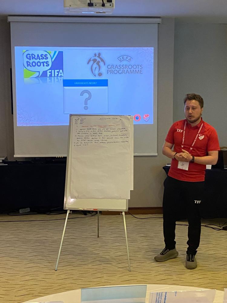 <p>UEFA A LİSANS: 120 bin TL</p>