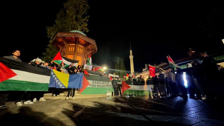<p><strong>BOSNA-HERSEK</strong></p>