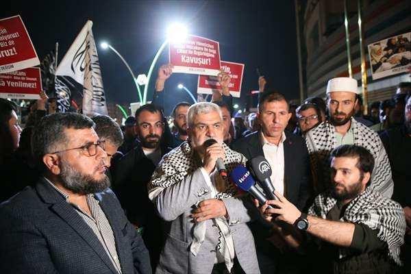 <p><strong>DİYARBAKIR</strong></p>
<p>İsrail'in Gazze'deki hastaneye saldırısı Diyarbakır'da protesto edildi.</p>
<p> </p>