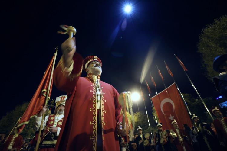 <p>Etkinlik, kısa film gösterisi ve müzik dinletisinin ardından sona erdi.</p>