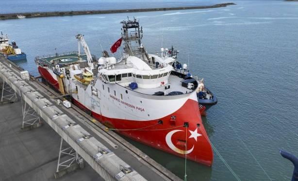 <p>İşin mutfak kısmı TPAO bünyesinde gerçekleşiyor. Veriler bir dizi işleme tabi tutulduktan sonra yorumlanıp gerekli görülürse belirlenen sahalar için sonraki aşamalara geçiliyor." dedi.</p>